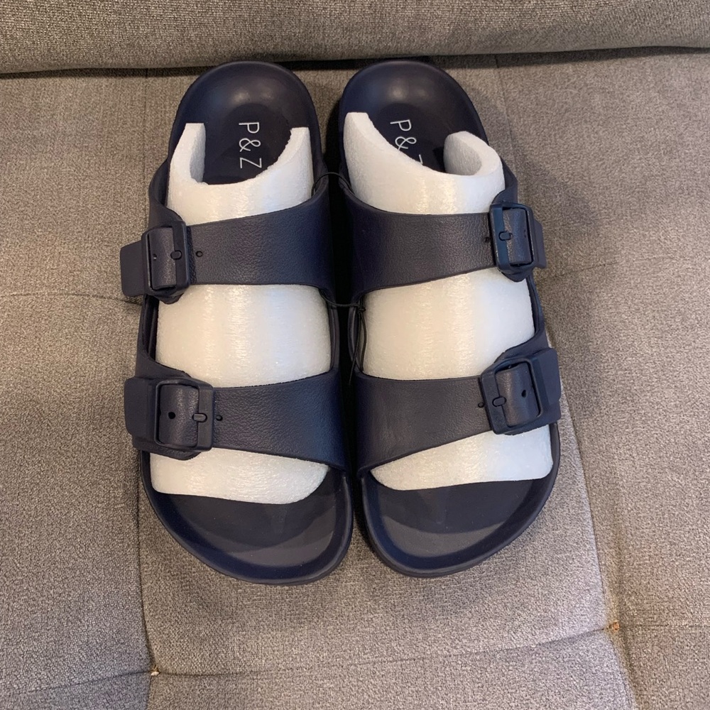 Pepper & Zoe Big Energy Sandals
